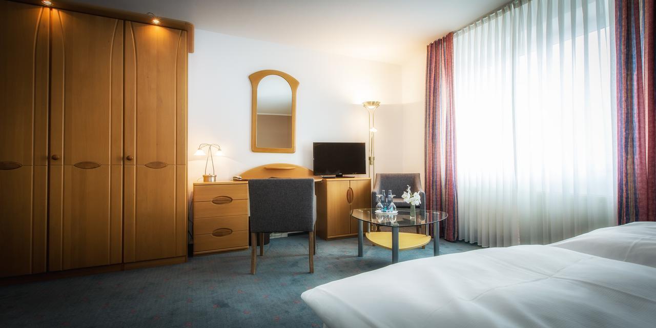 בראונשווייג Hotel Pfalzer Hof מראה חיצוני תמונה